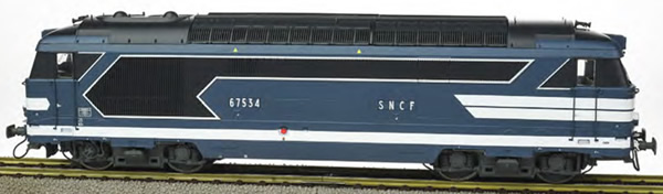 REE Modeles MB-098S - French Diesel Locomotive Class BB 67534 of the SNCF, CAEN, without skirt, Era IV - DCC Sound & Smok